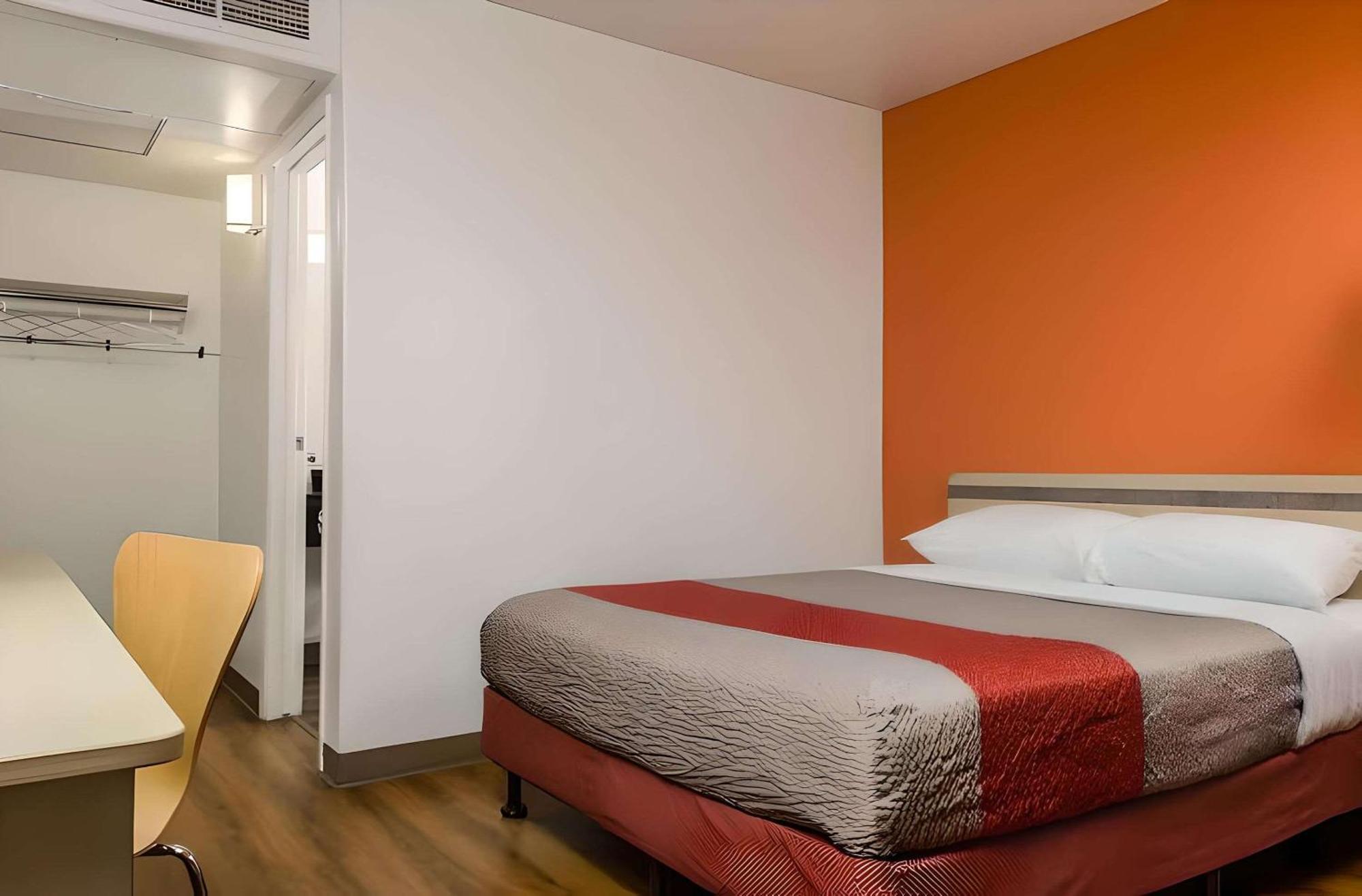 Park Inn By Radisson, ターロック エクステリア 写真