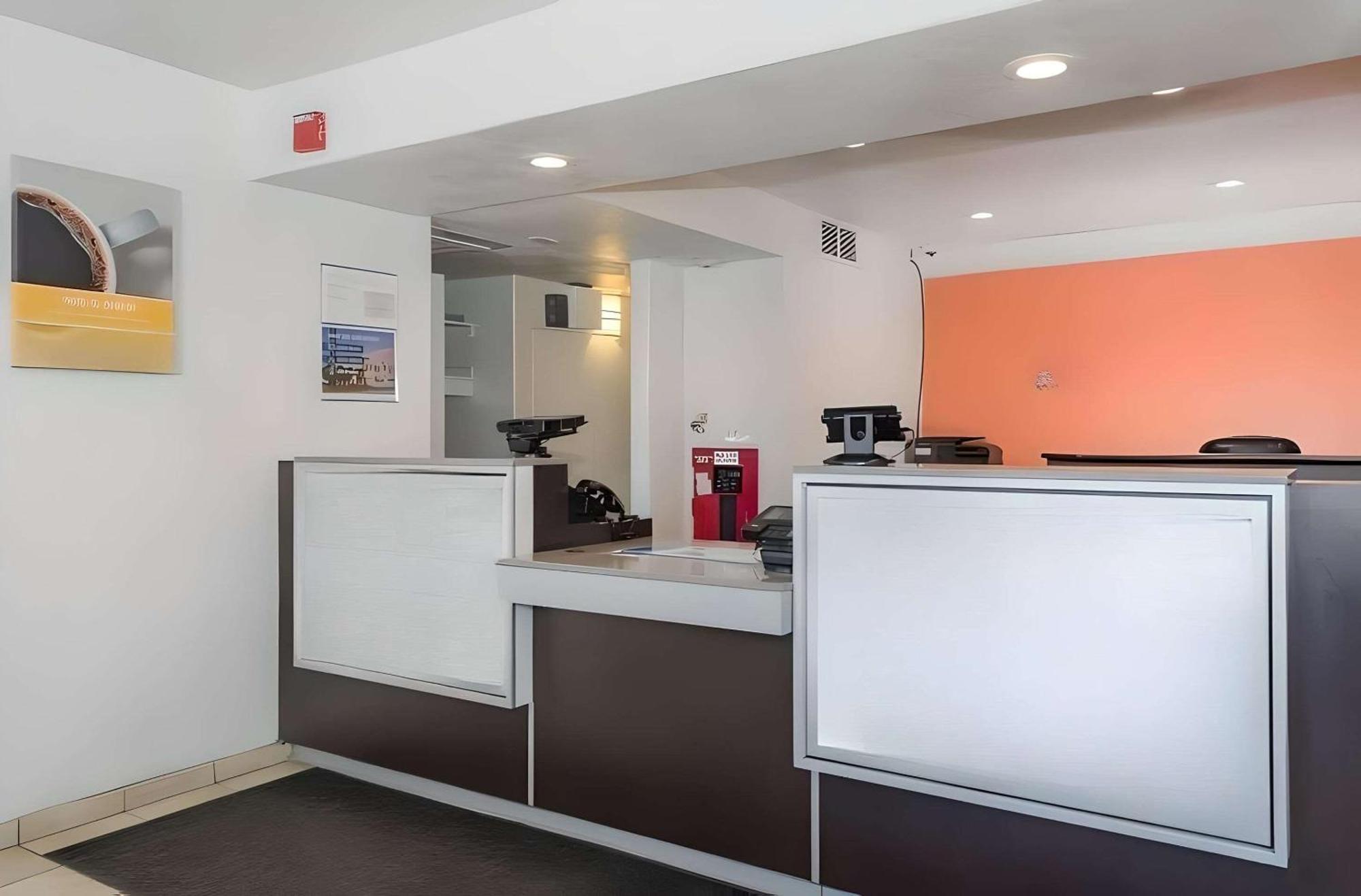 Park Inn By Radisson, ターロック エクステリア 写真